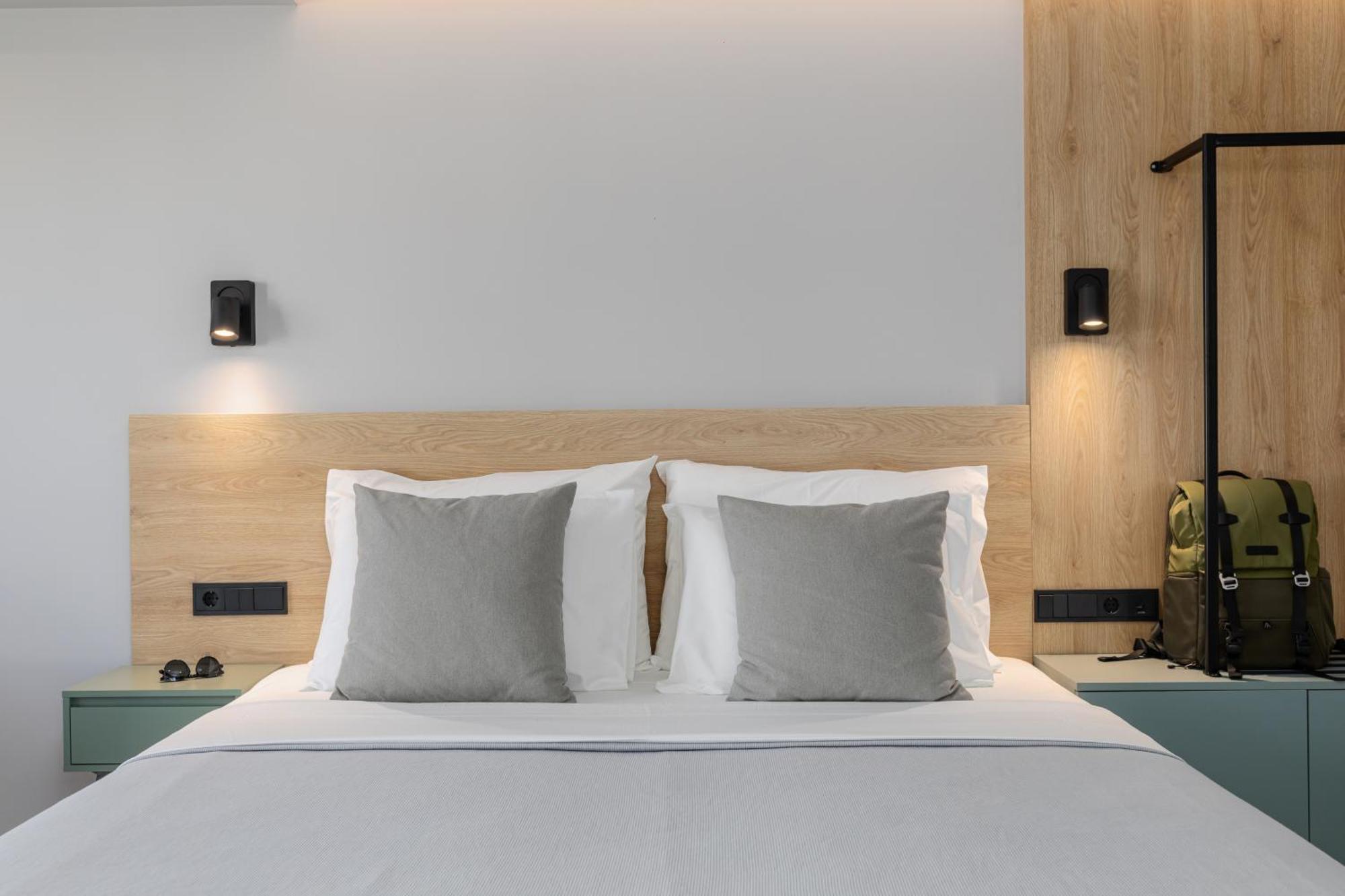 The 8 Suites 波利克罗诺 外观 照片